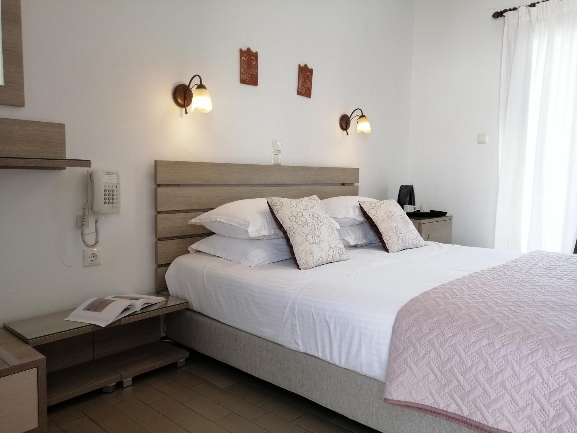 Christina Hotel, Adults Only, Heated Salt Water Pool Náoussa Chambre photo