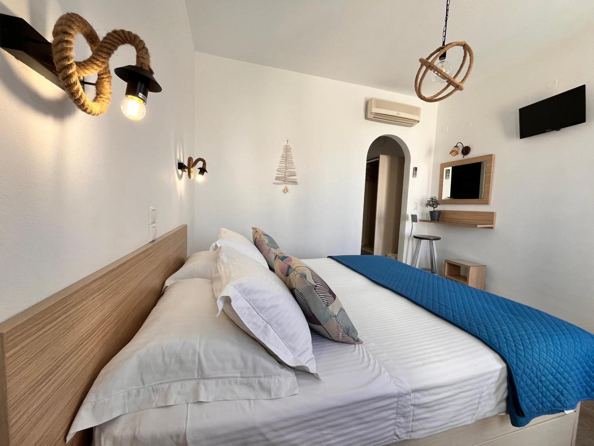Christina Hotel, Adults Only, Heated Salt Water Pool Náoussa Chambre photo